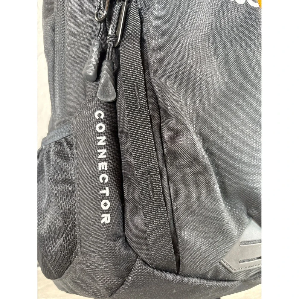 The North Face Discover Connector Backpack 28L Black Laptop Bag NEW